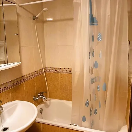 La Eria Ii, Muy Luminoso,wifi, Garaje,15 A Pie Al Centro