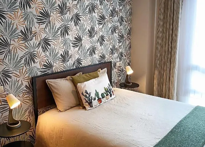 Apartman La Eria Ii, Muy Luminoso,wifi, Garaje,15 A Pie Al Centro *